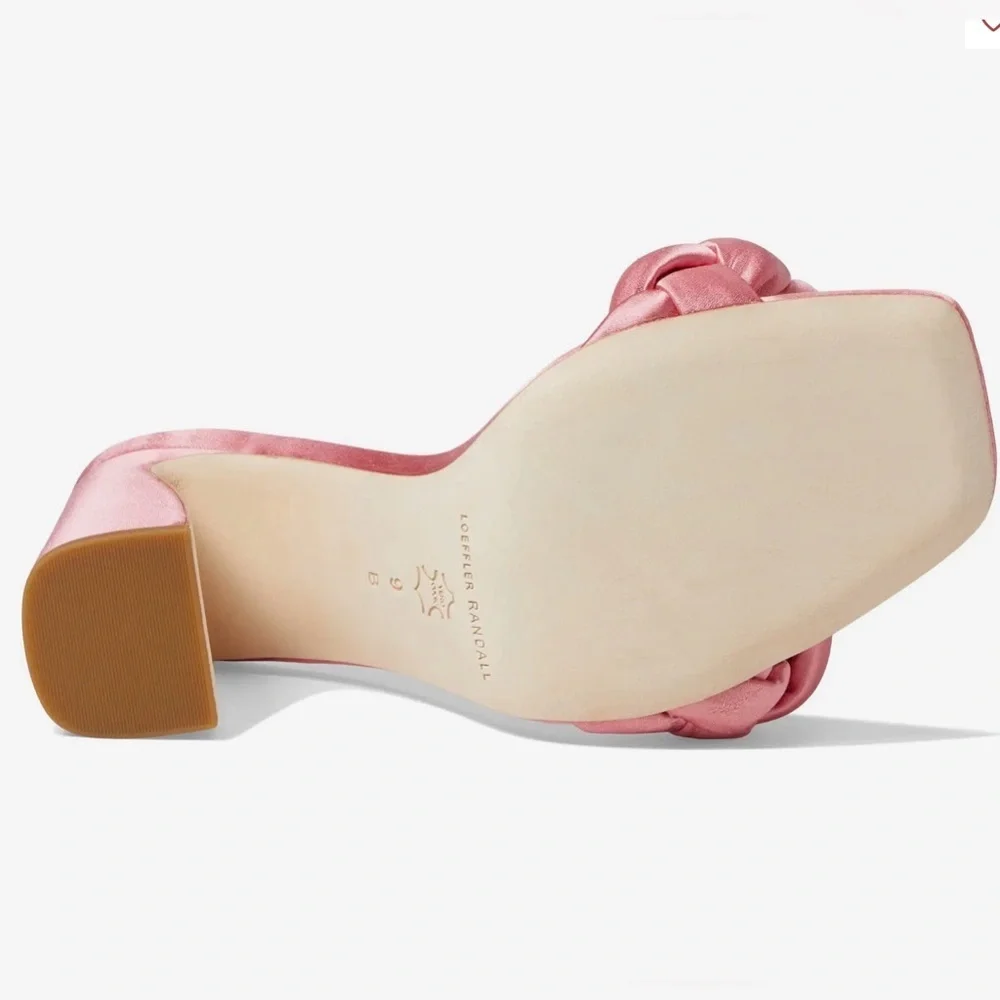 Loeffler Randall

Freya - Picture 4 of 10